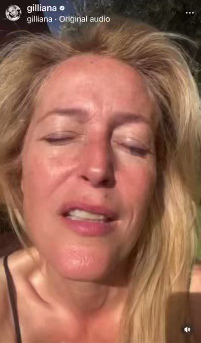 No Context Gillian Anderson on X Gillian Anderson 2016, No Context, Crazy Women, Gillian Anderson, Mens Clothing Styles, The Good Place, Actresses, Fashion Outfits, Mens Outfits