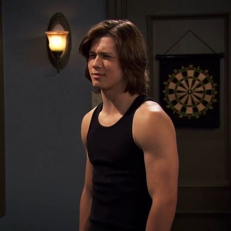 Kickin It Cast, Jack Brewer, Kim Crawford, It Aesthetic, Leo Howard, Old Disney Channel, Disney Boys, Hottest Guy Ever, Hot Actors