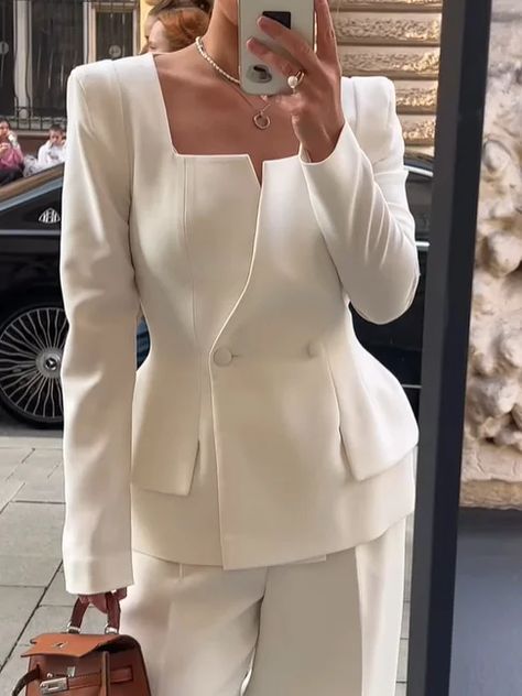 White Wedding Guest Dresses, Collar Types, Wedding Hats For Guests, Blazer Collar, Classy Gowns, Elegant Blazers, Corporate Outfits, Stil Elegant, Blazer Designs