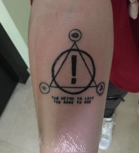 Panic! At The Disco tattoo idea (not my photo) Patd Tattoo, Disco Tattoo, Pilot Tattoo, Emo Tattoos, Punk Tattoo, Nice Tattoos, Band Tattoos, Widespread Panic, Lyric Tattoos