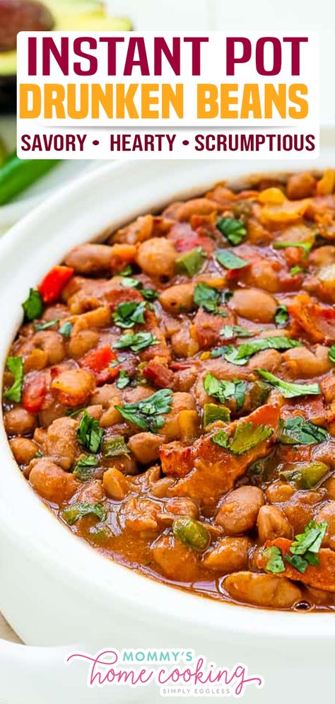 These Instant Pot Drunken Beans are seriously savory, hearty, scrumptious, and are easily made in 30 min! This makes a wickedly delicious big batch, so if you have leftover…smile. Stovetop instructions included. Today we’re making Drunken Beans, a.k.a Frijoles Borrachos. They are beyond easy to make, especially because we are using the Instant Pot. You’ll love them. They’re hearty, warm, and rustic. Basically, they’re the definition of comfort food. | @mommyhomecookin #easymemorialdaysidedish Instapot Stews, Frijoles Borrachos Recipe, Eggless Dinner, Bean Pot Recipes, Drunken Beans, Spanish Beans, Latino Food, Beans Recipes, Cowboy Beans