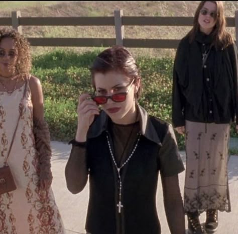 Nancy The Craft, Fairuza Balk, Nancy Downs, The Craft Movie, The Craft 1996, 90s Goth, Movies Outfit, Season Of The Witch, Movie Fashion