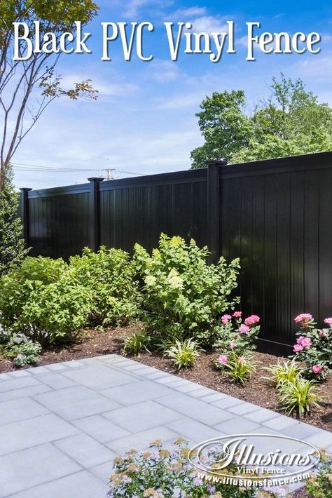 Fence Ideas That Add Curb Appeal. This Black PVC Vinyl Privacy Fence Idea from Illusions Vinyl Fence Is Just Plain Awesome. #fenceideas Front Yard Fence Ideas Curb Appeal, Swimming Pool Fence Ideas, Metal Fence Ideas, Wood Grain Vinyl Fence, Painted Wood Fence, Fence Decor Ideas, Diy Fences, Fence And Gate Ideas, Swimming Pool Fence