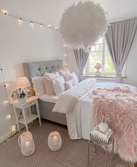 Instagram Bedroom, Stylish Bedroom Design, Lovely Friends, Cute Bedroom Ideas, Bohemian Bedroom Decor, Girl Bedroom Designs, Teen Bedroom Decor, Girl Bedroom Decor, Stylish Bedroom