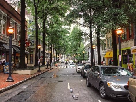 City Vs Country, Atlanta Aesthetic, Atlanta Downtown, Senior Pictures Downtown, Atlanta City, Downtown Atlanta, Cycling City, City Layout, Street Trees