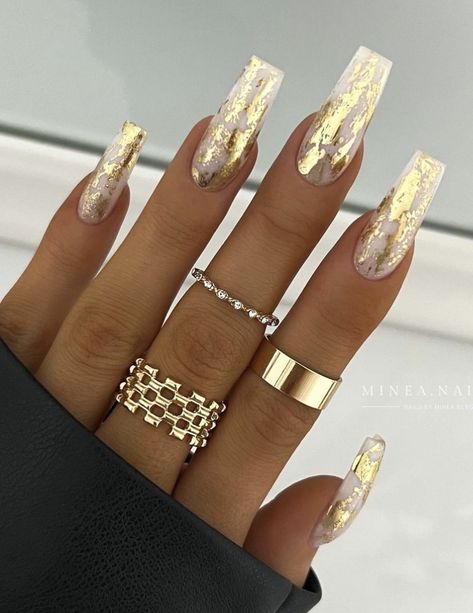 Beyonce Nails Inspiration, Rainbow Chrome Nails, Gold Summer Nails, Nail Ideas Summer, White Coffin Nails, 2023 Nails, Unghie Nail Art, Salon Nails, Golden Nails