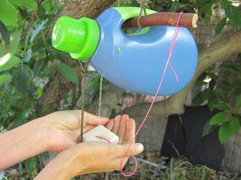 tippy tap1 Tippy Tap, Survival Fishing, Camping Hacks Food, Camping Hacks Diy, Tech Home, Diy Water, Diy Camping, Tap Water, Water Saving