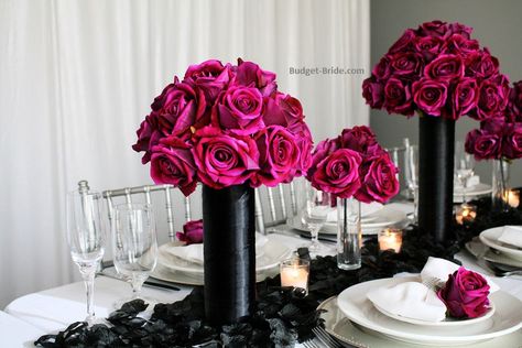 White Tuxedo Wedding, Magenta Roses, Black Centerpieces, Rose Centerpiece, Magenta Wedding, Pink Centerpieces, Hot Pink Weddings, Rose Fushia, Rose Centerpieces