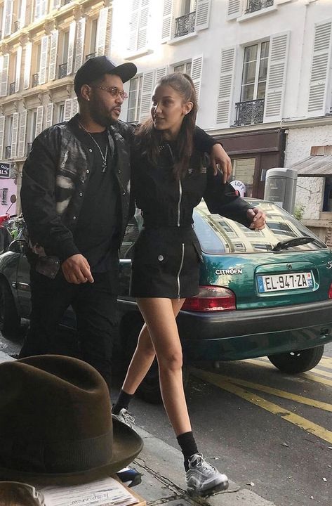 Abel And Bella, Bella Hadid Street Style, Bella Gigi Hadid, Bella Hadid Outfits, Bella Hadid Style, Hadid Style, Famous Models, The Weeknd, Gigi Hadid