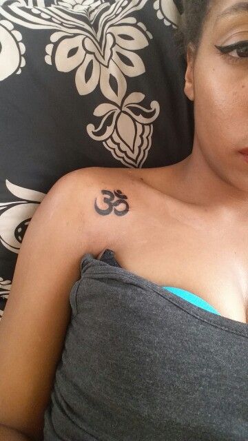 Third eye chakra tattoo Chakra Tattoo Black Woman, Third Eye Chakra Tattoo, Third Eye Tattoo Ideas, Symbols Ideas, Third Eye Tattoo, Fearless Tattoo, Third Eye Tattoos, Tattoo Eye, Feminine Skull Tattoos