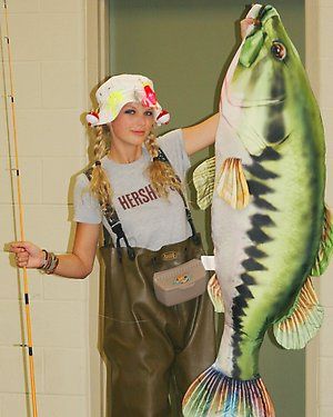 Taylor Swift, Swift, A Woman, Fishing, Fish