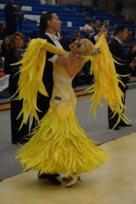 Wow! I think I want my next dress to be this color! Yellow Ballroom Dance Dress, Yellow Ballroom Dress, Smooth Dance Dresses, Ballroom Gowns Dance, Ballroom Dress Inspiration, Standard Dance Dress, Ballroom Dance Competition, Standard Dance, Ballroom Dance Dress