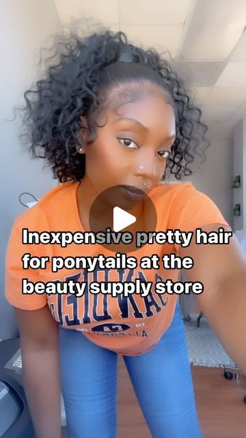 Brandi The wig specialist on Instagram: "Baddie on a budget 🤞🏾if you want a quick sleek ponytail and you don’t keep this style in too long this type of hair(s) will do you JUSTICE majority of the time it’s no need to spend crazy money on bundle hair for a pony tail tbh #ponytail #sleekpony #beautysupply #blackgirlhair #blackgirlsrock #augustaga #augustahair" Ponytail With Curly Hair Black Women, Baddie Ponytail Hairstyles Curly, Jerry Curl Ponytail Weave, Sleek Ponytail With Curly Hair, Textured Ponytail Black Women, Curly Hair Ponytail Black Women, Simple Ponytail Hairstyles Black Women, Sleek Ponytail With Braid, Pom Pom Ponytail Black Women