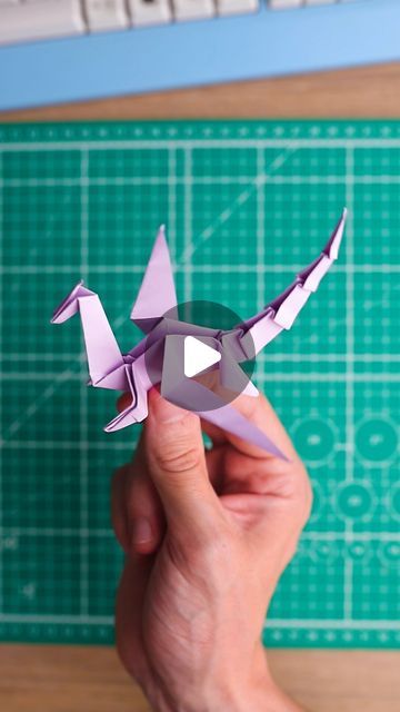 Dragon Origami Easy, Dragon Origami, Paper Dragon, Origami Dragon, September 23, Origami Easy, Diy Stuff, Cute Crafts, Cool Diy