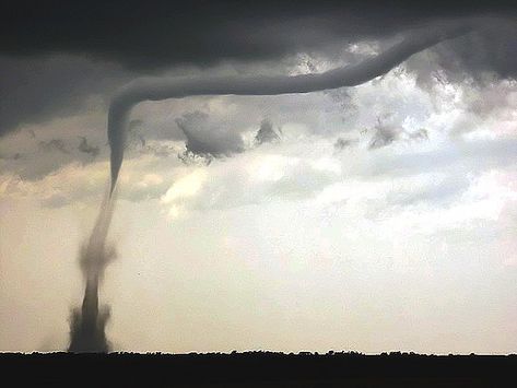 https://flic.kr/p/4TWxb5 | Rope Tornado | Rope Tornado - 2004 - Nebraska Tornado Pictures, Pictures Of Lightning, Weather Pictures, Thunder Strike, Storm Chasing, Change Is Hard, Wild Weather, Air Traffic Control, Lightning Storm