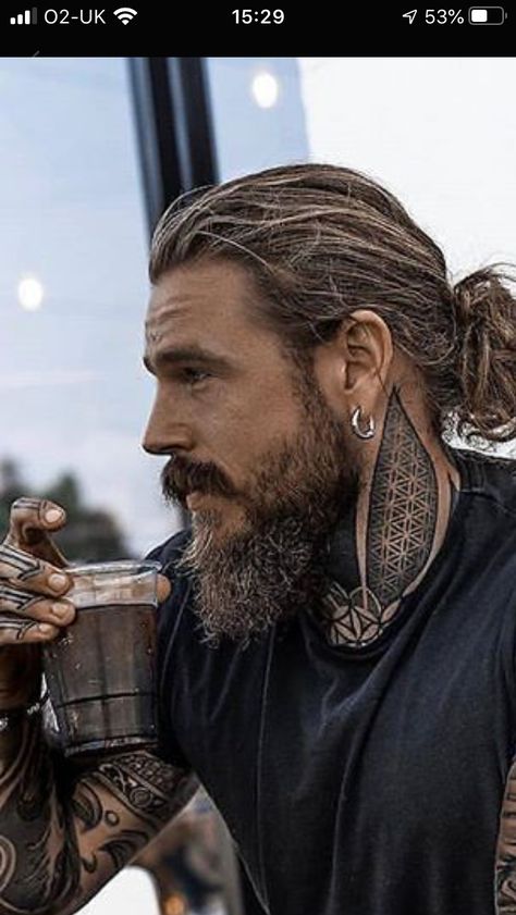 Long Hair And Tattoos Men, Tattooed Men With Long Hair, Modern Viking Men, Men With Tattoos And Beards, Men’s Long Hair And Beard, Long Hair Bearded Men Aesthetic, Tattooed Viking Men, Men’s Viking Haircut, Silver Hair Highlights