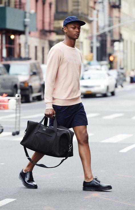 Saturday New York has teamed up with luxury online retailer MR PORTER on a capsule collection for Summer 2016. The versatile collection features pieces for every occasion. The collaboration includes everything from a suite, shirts, striped crewneck sweaters and hoodies, to peach colored t-shirts and swim shorts, as well as a small range of accessories. … Street Shoot, Saturdays Nyc, New York Mens, Men Street, Messenger Bag Men, Capsule Collection, May 13, Summer 2016, Model Agency