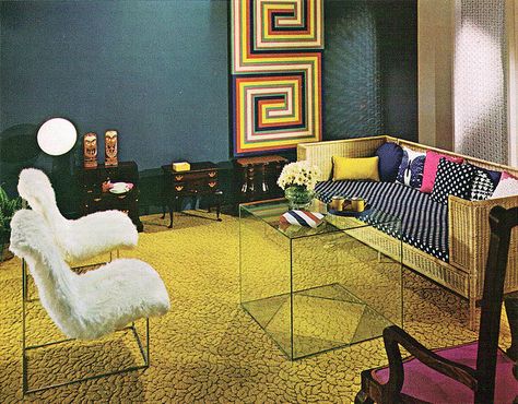 70s atompunk home design Perspex Chair, 1960s Interior Design, 1970s Living Room, 1970s Interior Design, 1960s Interior, 70s Interior Design, Retro Rooms, Drexel Furniture, 70s Interior