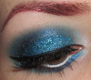 Ballet Makeup, Medusa Makeup, Teal Makeup, Blue Eyeshadow Palette, Makeup Glitter, Eyeshadow For Brown Eyes, Glitter Eye Makeup, Face Gems, Elf Makeup