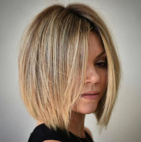 50 Short Blonde Hair Ideas for Your New Trendy Look in 2021 Ash Blonde Short Hair, Κούρεμα Bob, Short Hair Highlights, Dark Blonde Hair Color, Silver Blonde Hair, Medium Bob Hairstyles, Straight Blonde Hair, Short Blonde Haircuts, Ash Blonde Hair