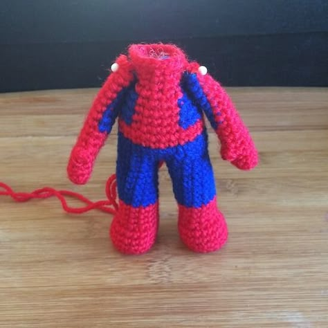 Easy Crochet Spider Pattern Free, Spider Man Amigurumi Free Pattern, Crochet Spiderman Amigurumi Free Pattern, Spiderman Amigurumi Pattern Free, Crochet Spiderman Free Pattern, Spiderverse Crochet, Spiderman Crochet Pattern Free, Spiderman Crochet Pattern, Spider Man Crochet