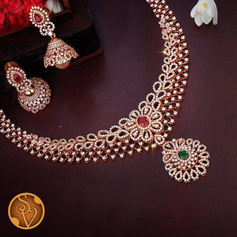 White Stone Necklace Set ~ South India Jewels White Stone Necklace, White Stone Jewelry, Wedding Jewelry Sets Bridal Jewellery, Temple Jewelry Necklace, Indian Wedding Jewelry Sets, Choker Necklace Designs, Stone Necklace Set, Diamond Jewelry Set, Diamond Pendants Designs