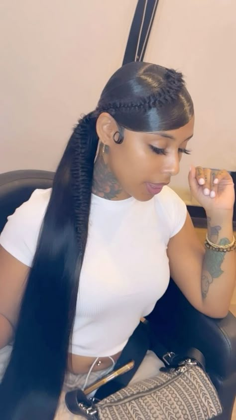 Lace Frontal Ponytail Hairstyles, Sleek Side Ponytail, Sleek Braid, Black Hairstyles With Weave, Pretty Braids, Sleek Ponytail Hairstyles, Side Ponytail, Box Braids Hairstyles For Black Women, Quick Weave Hairstyles