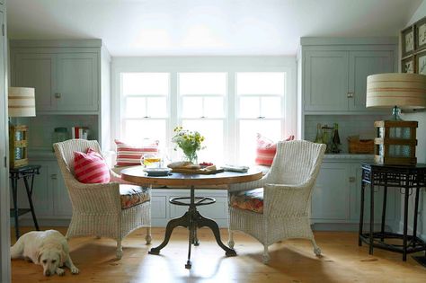 table The Polished Pebble: Project Design: Exceptionally Clever Chairs Heather Bullard, Living Colors, Country Living Magazine, People Pleaser, Door Bell, Polished Pebble, Wicker Chairs, Window Seat, Breakfast Room