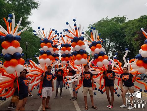 Kids Parade Floats, Balloon Fashion, Boy Scout Activities, Macy's Day Parade, Crazy Birthday, Ballon Art, Balloons Art, Parade Ideas, Holiday Balloons