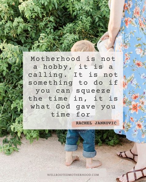 Trenches Of Motherhood Quotes, Great Mom Quotes, Motherhood Ministry, Positive Mom Quotes, Homemaker Quotes, Mom And Baby Quotes, Toxic Family Quotes, Modern Family Quotes, No Hood Like Motherhood