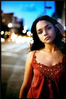 Morrison Hotel, Musician Photography, Norah Jones, Linda Ronstadt, Celebrity Photography, Female Musicians, Artistic Inspiration, Jazz Music, Photos Of Women