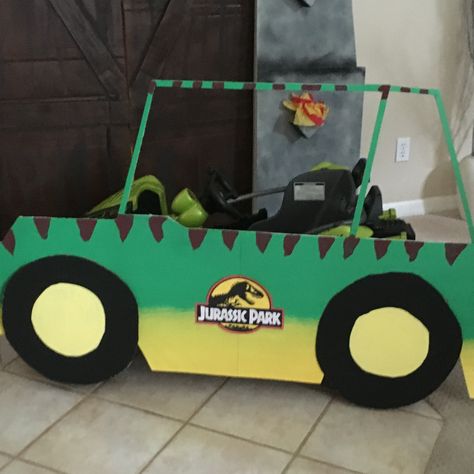 Jurassic Park School Theme, Jurassic Park Jeep Cardboard, Jurassic Park Classroom Theme, Diy Jurassic Park Decorations, Jurassic Park Halloween Decorations, Jurassic Park Trunk Or Treat Ideas, Jurassic Park Classroom, Jurassic Park Party Decorations, Jurrasic World Birthday Party Ideas