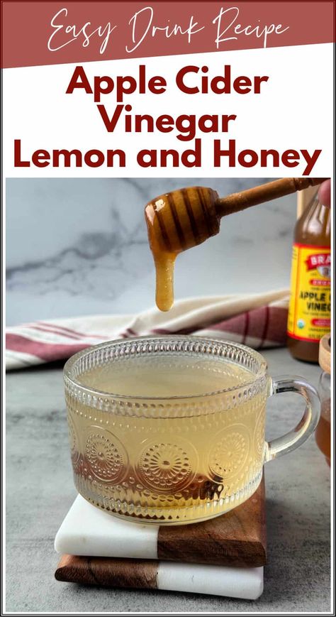 This apple cider vinegar lemon and honey recipe is a comforting warm tea with added potential health benefits. Apple Cider Vinegar And Honey, Apple Cider Vinegar Drink Recipes, Lemon Juice Recipes, Apple Cider Vinegar Lemon, Make Apple Cider Vinegar, Vinegar Drink, Apple Cider Vinegar Detox Drink, Lemon And Honey, Honey Drink