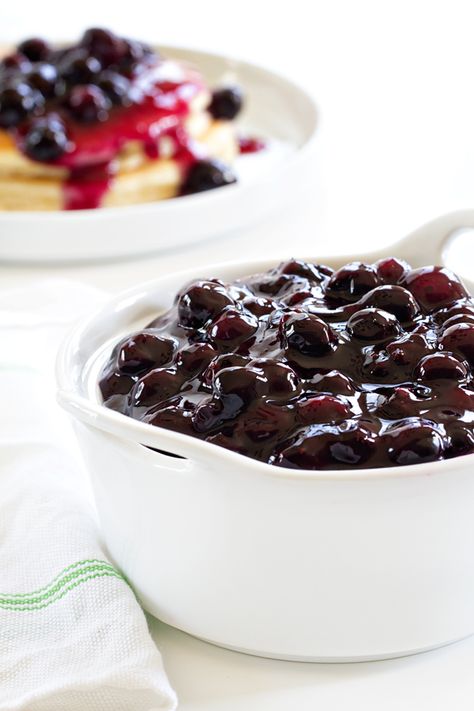 Homemade Blueberry Sauce comes together in just a few minutes. Try a spoonful with your morning yogurt or poured over a stack of pancakes for a delicious treat! Perfect Scones, Blueberry Syrup Recipe, Blueberry Sauce Recipe, Cheesecake Toppings, Blueberry Compote, Blueberry Syrup, Toast Casserole, Blueberry French Toast, Overnight Blueberry French Toast