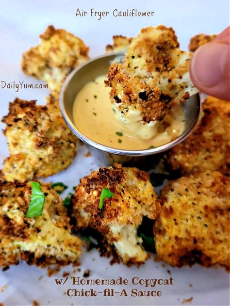 Crispy Air Fryer Cauliflower Recipe - Daily Yum Fried Collie Flower Recipe, Fried Collie Flower, Collie Flower Recipes, Air Fryer Collie Flower, Airfryer Keto, Airfry Recipes, Daily Yum, Air Fryer Cauliflower, Fried Veggies