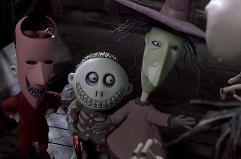 Quiz: Are You Lock, Shock, or Barrel from The Nightmare Before Christmas? Nightmare Before Christmas Character, Lock Shock And Barrel, Nightmare Before Christmas Movie, Nightmare Before Christmas Characters, Nightmare Before Christmas Tattoo, Tim Burton Characters, Nightmare Before Christmas Wallpaper, Best Halloween Movies, Tim Burton Art