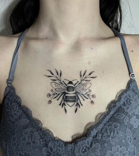 Bumble Bee Chest Tattoo, Chest Bee Tattoo, Celestial Bee Tattoo, Bee Tattoo On Leg, Large Bee Tattoo, Bee Themed Tattoo, Bee Tattoo Aesthetic, Bee Chest Tattoo Female, Bee Tattoo Chest