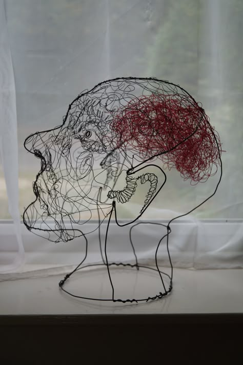 Wire Sculpture titled 'Judged' by Jane Tilley. Wire People Sculpture, Wire Face Sculpture, Abstract Wire Sculpture, Fiona Morley, Wire Portraits, Stylo Art, Reclaimed Art, Freehand Machine Embroidery, Art Alevel