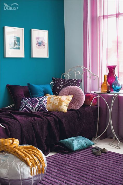 Turquoise Room Decoration– Bedroom is very special place as we spent most of out time in this area whether just to relax or chill after the fatigue. Bedroom should be the most comfortable place in your home where you can feel safe and sound. turquoise room | turquoise room ideas | turquoise room decor | turquoise room bedroom | turquoise room paint | #turquoise #room #decor #ideas #bedroom Jewel Tone Bedroom, Purple Bedroom Design, Turquoise Room, Purple Living Room, Bedroom Turquoise, Teal Living Rooms, Teal Bedroom, Purple Bedrooms, Purple Bedding