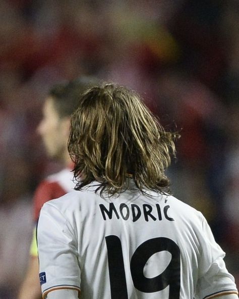 Modric Real Madrid, Luka Modric, Cutie Patootie, Football Players, Real Madrid, Ronaldo, Soccer, Football, Quick Saves