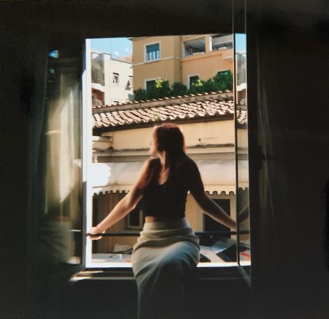 Window Sill Poses, Sitting In Window Pose, Window Pictures Poses, Window Poses Photography, Window Photoshoot Ideas, Window Poses, Europe Poses, Poses Italy, Balcony Photoshoot