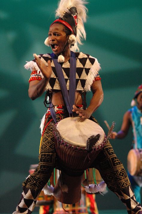 African Culture Traditional, African Drummer, African Dancing, Afro Dance, African Drum, Dance Workshop, African Dance, Afrique Art, Dance Festival