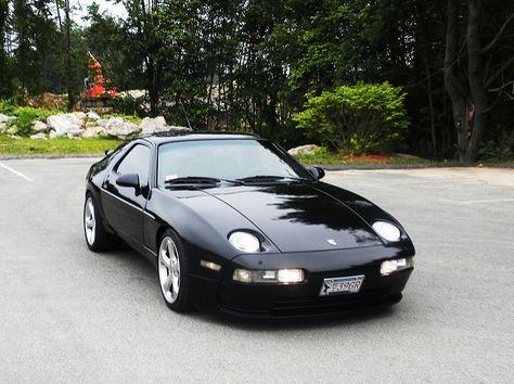 Nicely Tuned Porsche 928 GTS | Totally updated two owner car… | Flickr Porsche 928 Gts, 928 Gts, Porsche 924, Porsche 928, Porsche Models, Porsche 944, Vintage Porsche, Vw Porsche, Volkswagen Touareg