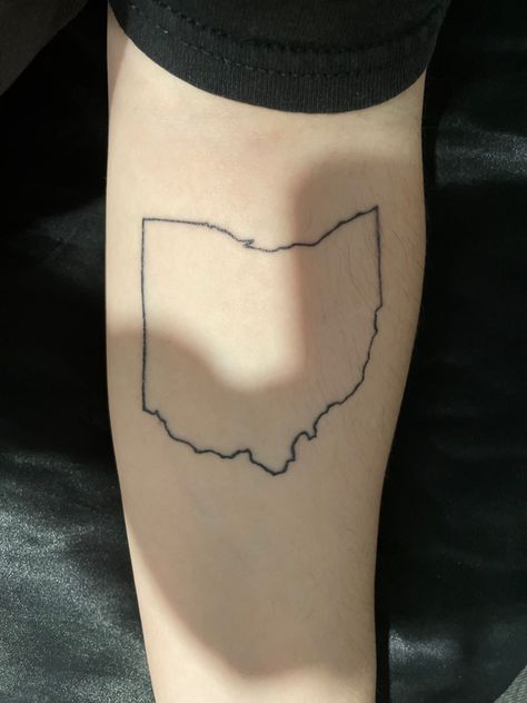 Ohio Tattoo Ideas, Ohio State Tattoos, Ohio Outline, Ohio Tattoo, Work Tattoo, Line Work Tattoo, Garden Recipes, Tattoos And Piercings, Triangle Tattoo