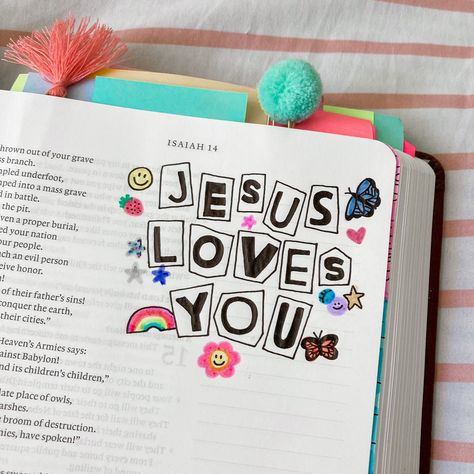 Bible Drawing, Cute Bibles, Bible Journaling Ideas Drawings, Bible Doodling, Bible Journal Notes, Inspire Bible Journaling, Bible Study Notebook, Christian Bible Study, Bible Motivation