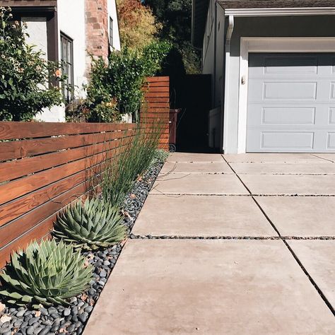 For privacy without feeling penned in try a low 3' fence like these Oakland neighbors (loving this driveway too!) Neighbor Divider Front Yard, Front Yard Neighbor Separation, Driveway Divider Ideas, Shared Driveway Divider Ideas, Shared Driveway Divider, Driveway Divider, Yard Divider, Small Yard Curb Appeal, Driveway Privacy