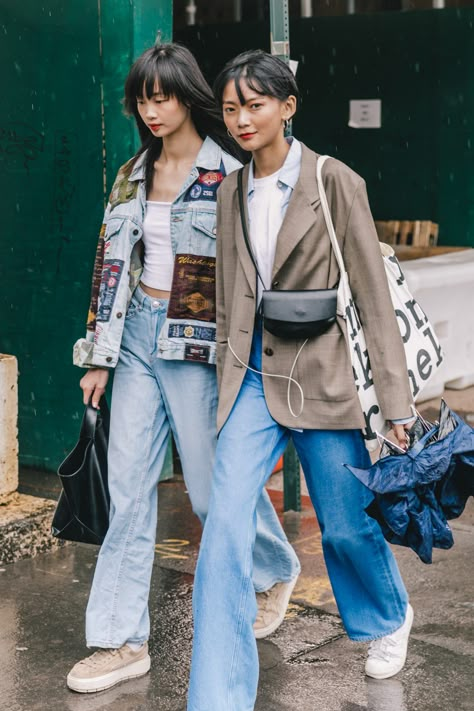 Spring Summer 2019 Street Style from New York Fashion Week by Collage Vintage Hanoi Fashion Street Styles, Japan Street Style 90s, Vintage Fashion 90s Street Style, Vibrant Outfits Street Styles, 90s New York Fashion, New York Street Style Summer, Japan 90s Fashion, Street Fashion 90s, Street Style Japan