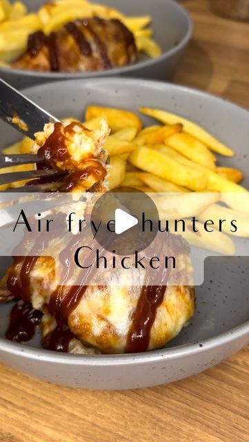 Maddie Summerhill 🤍 Foodie & Motherhood on Instagram: "Easy air fryer hunters chicken 😮‍💨 Hunters chicken is a personal favourite! So easy to make in the air fryer 😍 Ingredients: 2 chicken breasts 50g sliced mozzarella 2 rashers of bacon 50g bbq sauce Sprinkle of grated cheese Pop in the air fryer for 25 minutes at 180c then add sauce and cheese and then cook for around 5 minutes or until cheese is melted And that’s it! Enjoy ✨ Link in bio for the air fryer I use 🫶🏼 #hunterschicken #food #airfryer #airfryerrecipe #easymeals #love #lovefood #foodie #foodporn #chicken #bacon #dinnerideas #recipes" Hunters Chicken, Easy Air Fryer, Chicken Bacon, Grated Cheese, Bbq Sauce, Chicken Breasts, Air Fryer Recipes, Chicken Breast, Air Fryer