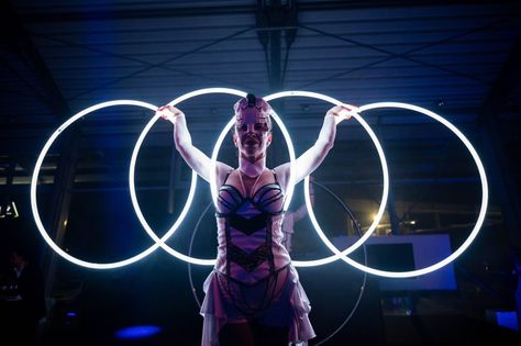 Audi Electric Show - Four LED Hula Hoops was perfect prop for launch of new electric car Audi Q8 e-tron in Parma/Italy. Together with LED Cyr Wheel, Ribbons Dance, Light Cube and Pixel Poi props performers created a charming intense show. #AudiElectricShow #ledshow #audilogo #lightshow #carlaunch #AudiQ8 #ledhulahoop #ledcyrwheel #pixelshow #lighttoys #parma Cyr Wheel, Led Hula Hoop, Warm Up Stretches, Ribbon Dance, Parma Italy, Light Cube, Audi Q8, Hoop Dance, Dance Images