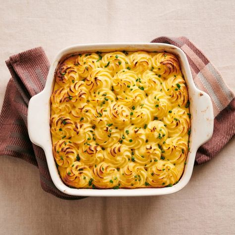 Duchess Potato Casserole | Savory Duchess Potatoes, Potatoes Casserole, Instant Mashed Potatoes, Holiday Side, Dinner Side Dishes, Dinner Sides, Thanksgiving Sides, Potato Casserole, Recipe Inspiration